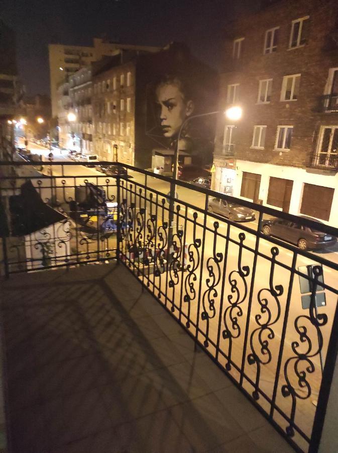 Nice Room With 2 Shared Bathrooms ,Wc , 2Km To Old Town -100M From Metro Szwedzka Варшава Экстерьер фото